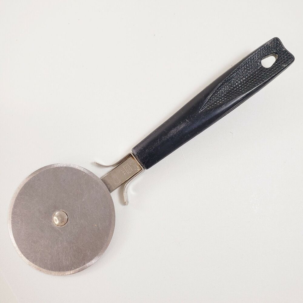Vtg Ekco Pizza Cutter Pastry Slicer Stainless Black Plastic Handle Utensil USA